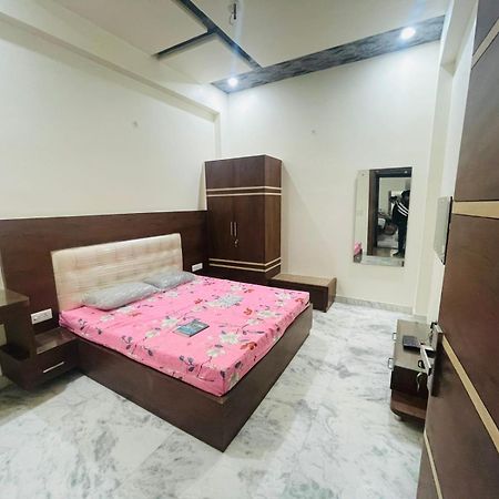 Hotel Divine Агра Екстер'єр фото